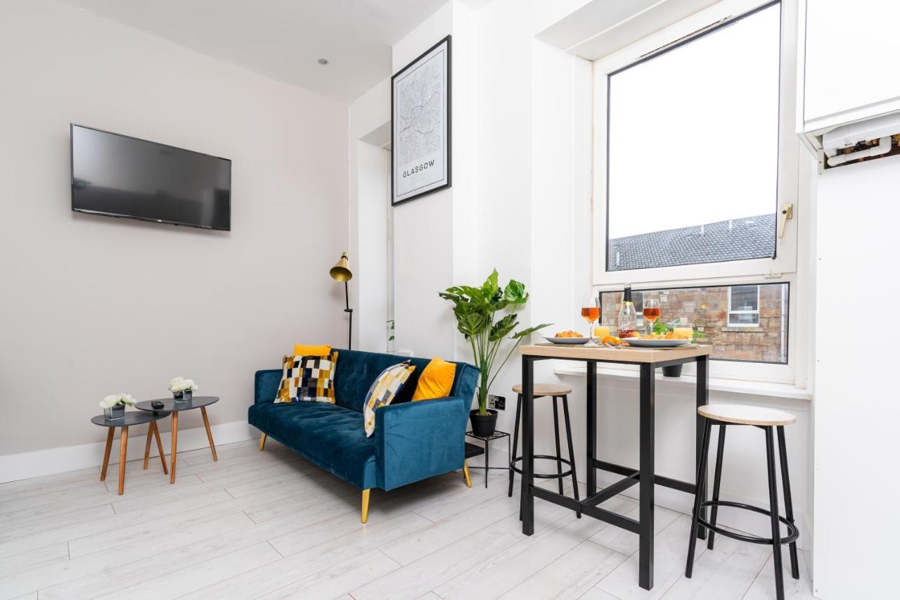 Cheerful West End Apartment: Cozy 2-Bedroom Near Glasgow City Centre Exterior photo