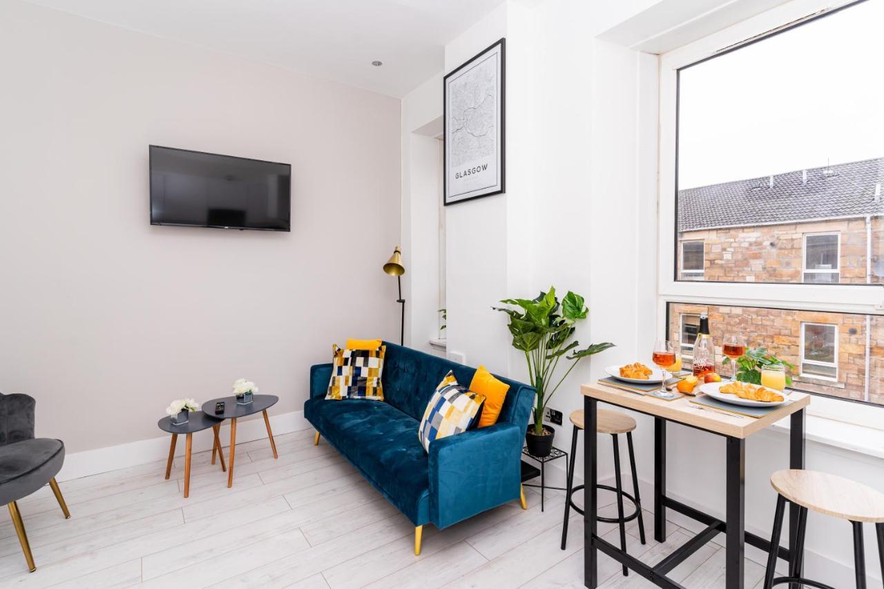 Cheerful West End Apartment: Cozy 2-Bedroom Near Glasgow City Centre Exterior photo